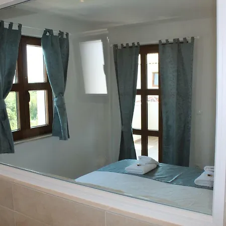 Noah - 4 Bedrooms, 4 Bathrooms, Heated Inside Pool, Jacuzzi, Sauna, Gym