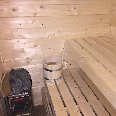 Noah - 4 Bedrooms, 4 Bathrooms, Heated Inside Pool, Jacuzzi, Sauna, Gym * Kornić