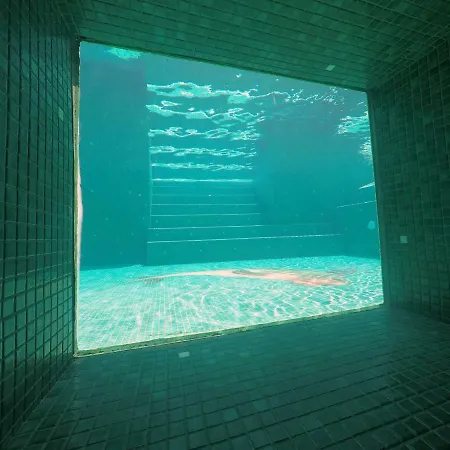 Βίλα Noah - 4 Bedrooms, 4 Bathrooms, Heated Inside Pool, Jacuzzi, Sauna, Gym